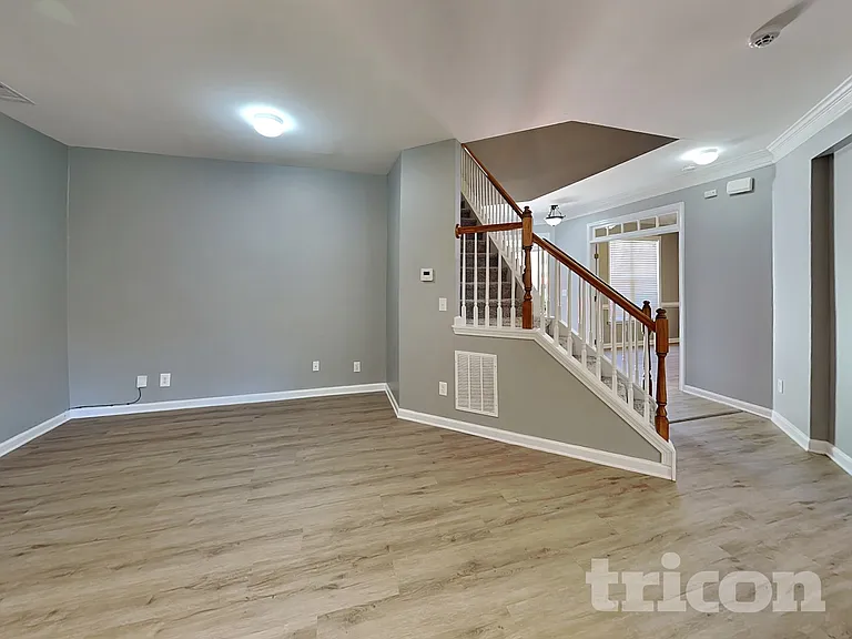 2242 Rosemoore Walk — Photo 2