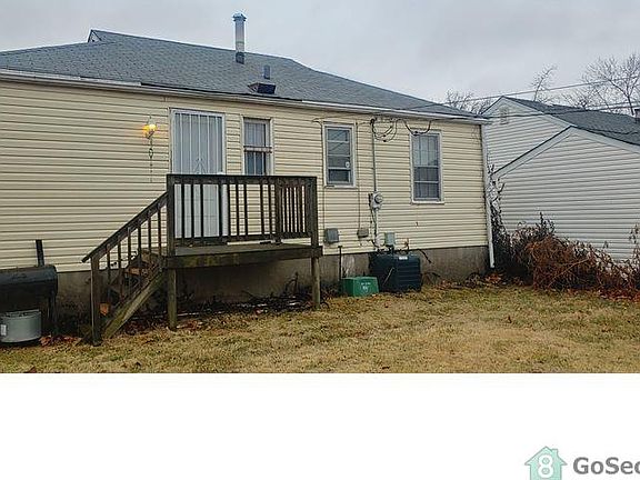 5th image of 8115 Blanchard Dr
