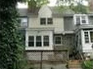 417 Croyden Rd, Upper Darby, PA 19082