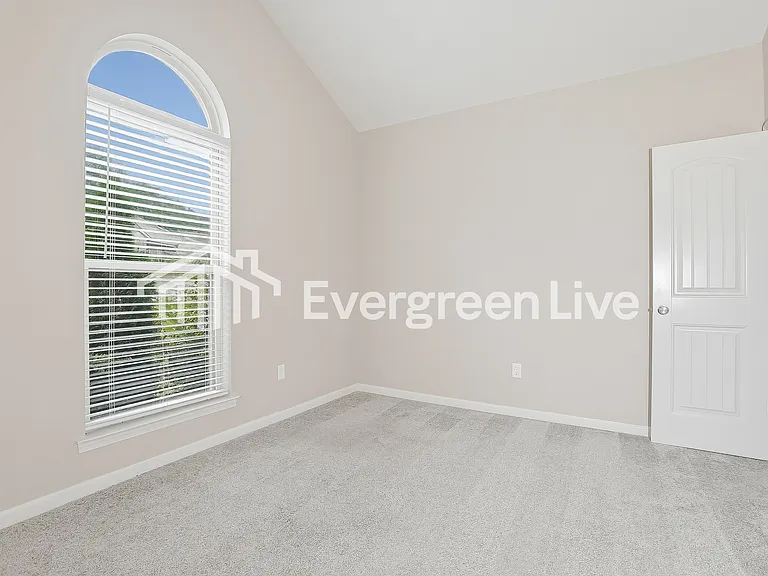 5391 Heritage Valley Dr — Photo 8