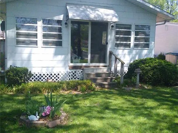 35 Bogey Run, Sparta, IL 62286