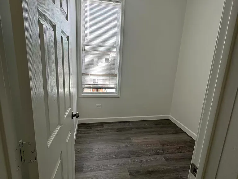 2816 S Lowe Ave #2REAR — Photo 3