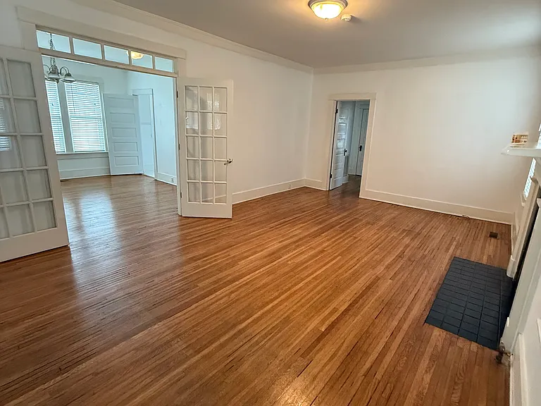443 Locust Ave SE — Photo 21
