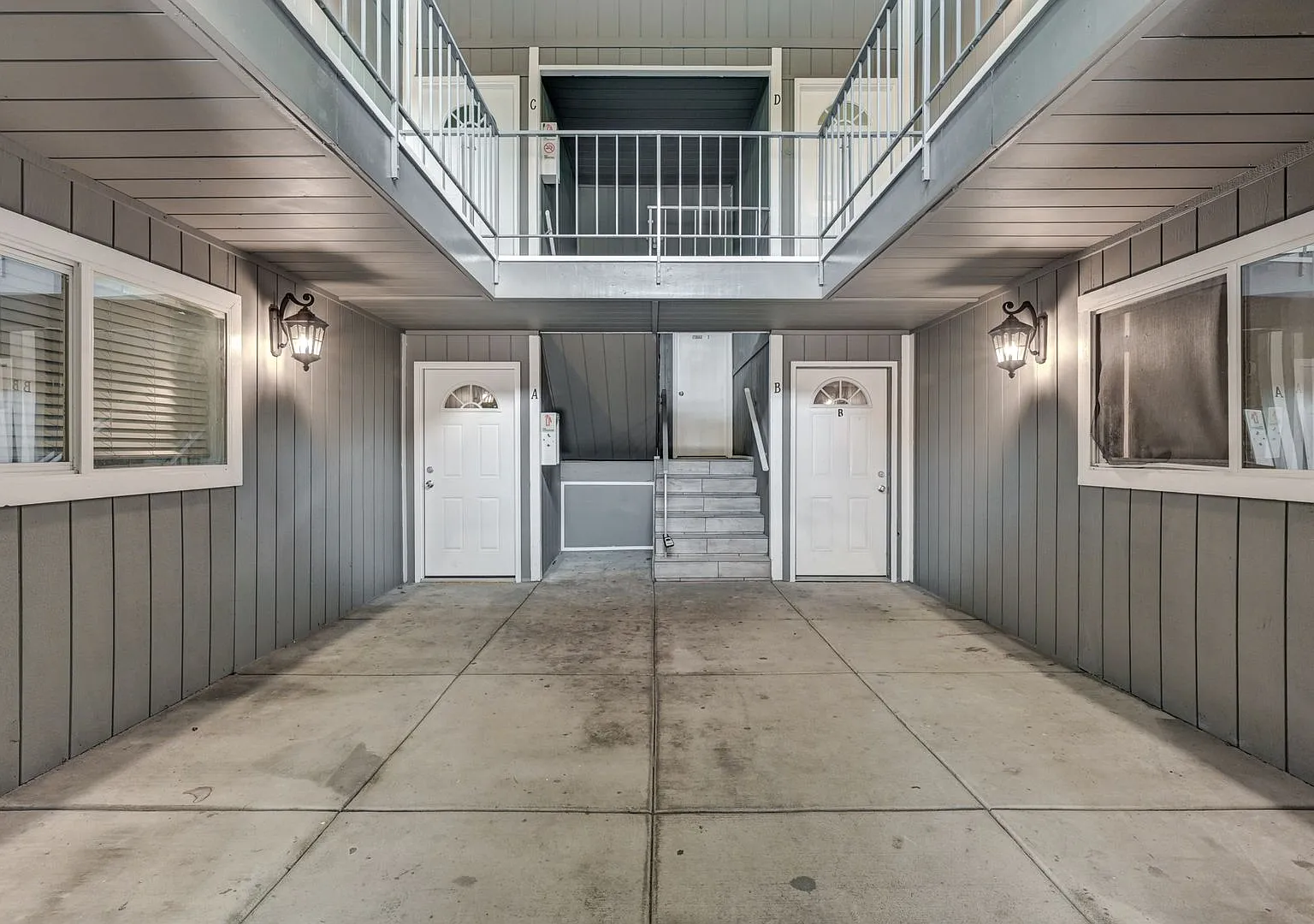 3BR 2BA Spacious Unit in Federal Way — Photo 1