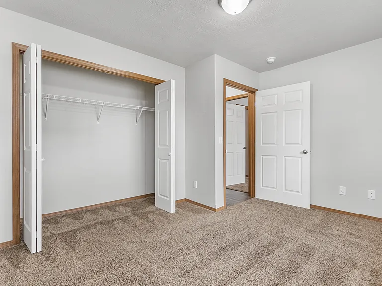 100 S Augusta Pl — Photo 10