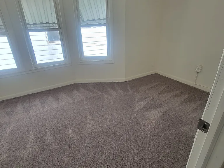 119 Eno St — Photo 2