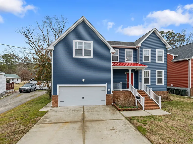 710 Beach Rd — Photo 1