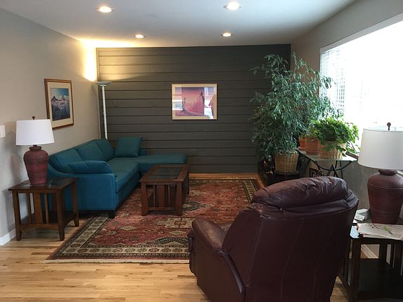 2nd image of 1077 Berea Dr