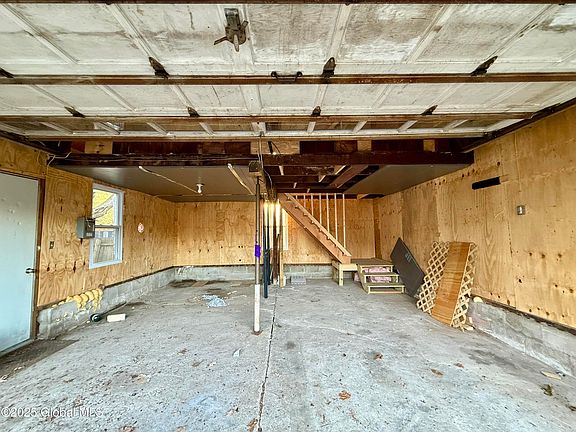 Garage inside