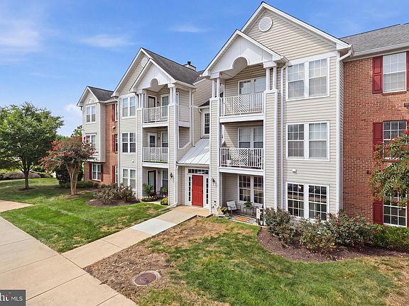 3rd image of 697 Winding Stream Way Unit 104