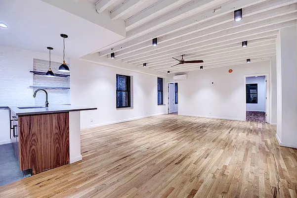 Rented by Urbane Brokerage | media 16