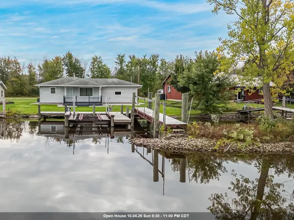 653 Krenz Rd, Omro, WI 54963