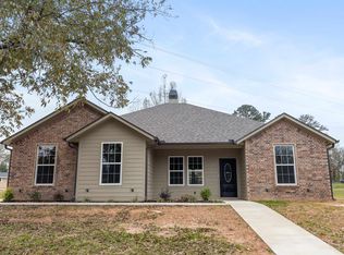 106 Royal St, Gilmer, TX 75645