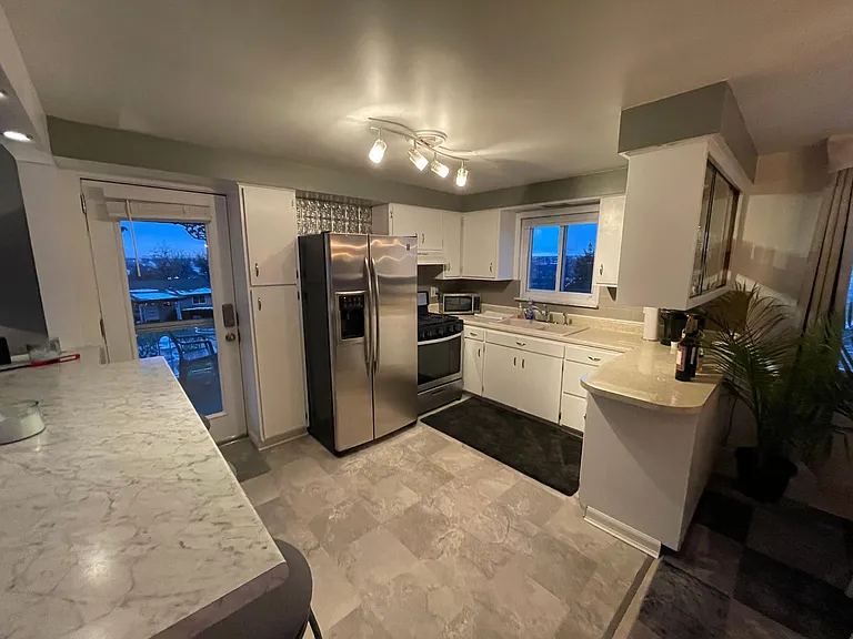121 Lilmont Dr — Photo 13