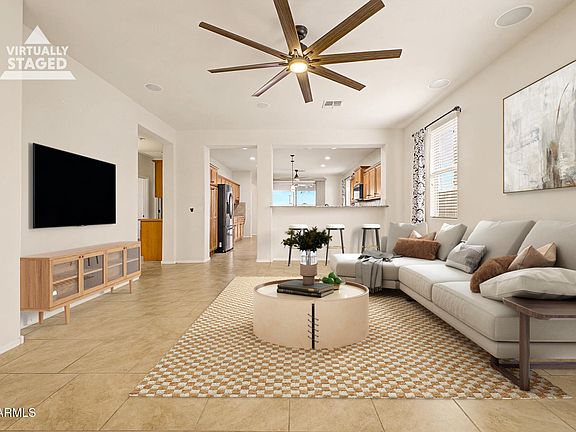 4th image of 8231 S 70TH Drive