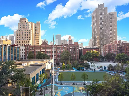 Sold by Sotheby's International Realty | media 15