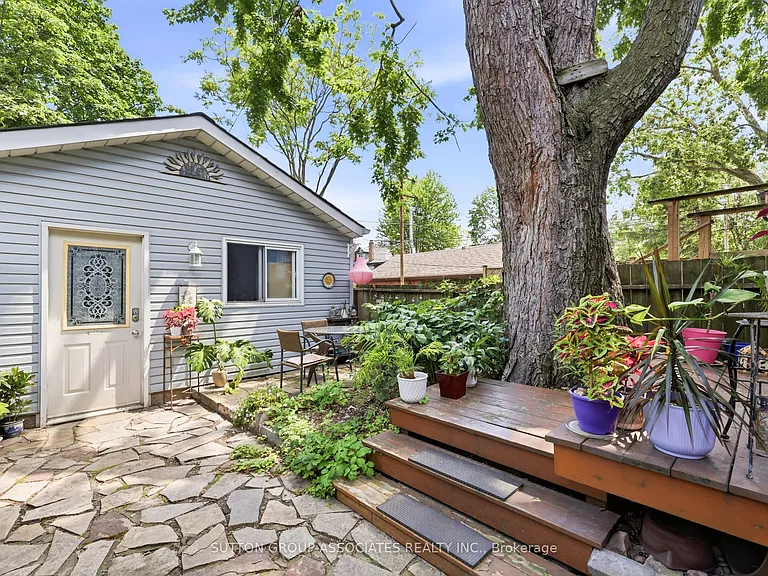 627 Euclid Ave — Photo 16
