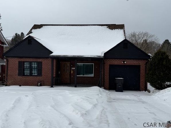 315 Leila St Floor 2