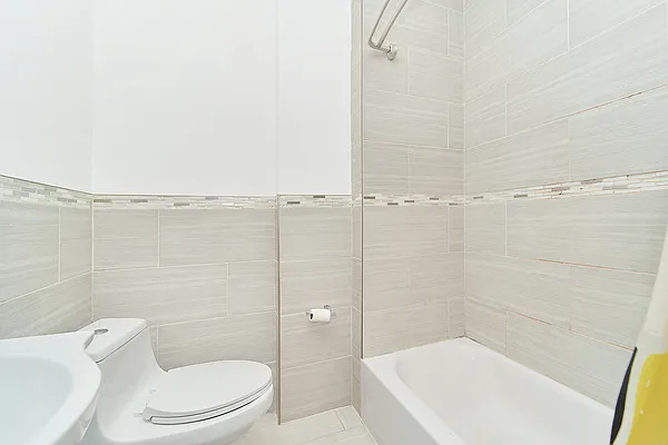 Rented by Living New York | media 32