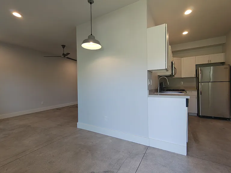 600 Greenway Dr — Photo 8
