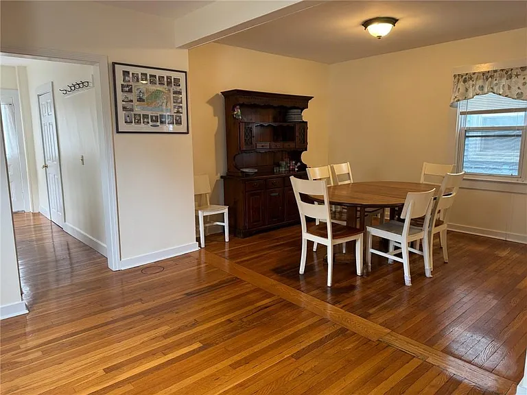 23 Carey St — Photo 14