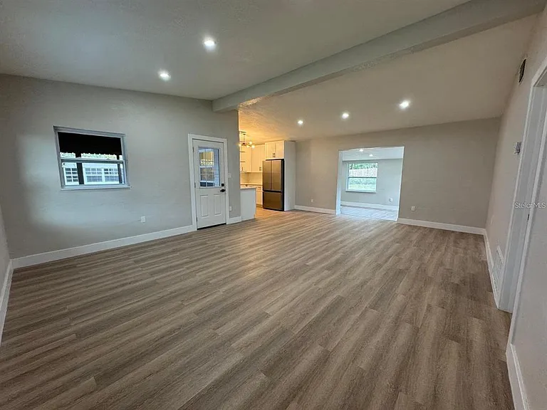 1809 Chase Ave — Photo 24
