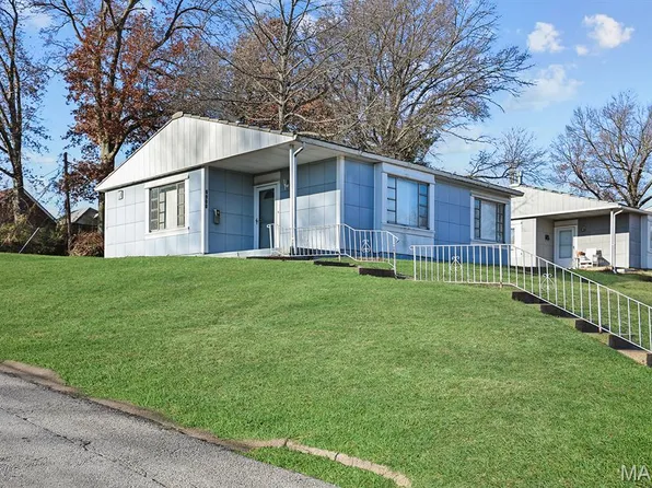 6900 Woodrow Ave, Saint Louis, MO 63121