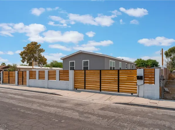 3475 Cactus Springs Dr, Las Vegas, NV 89115