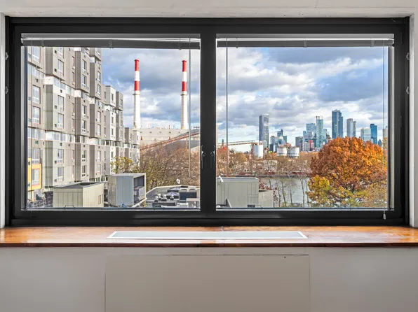 531 Main Street image 11 of 11