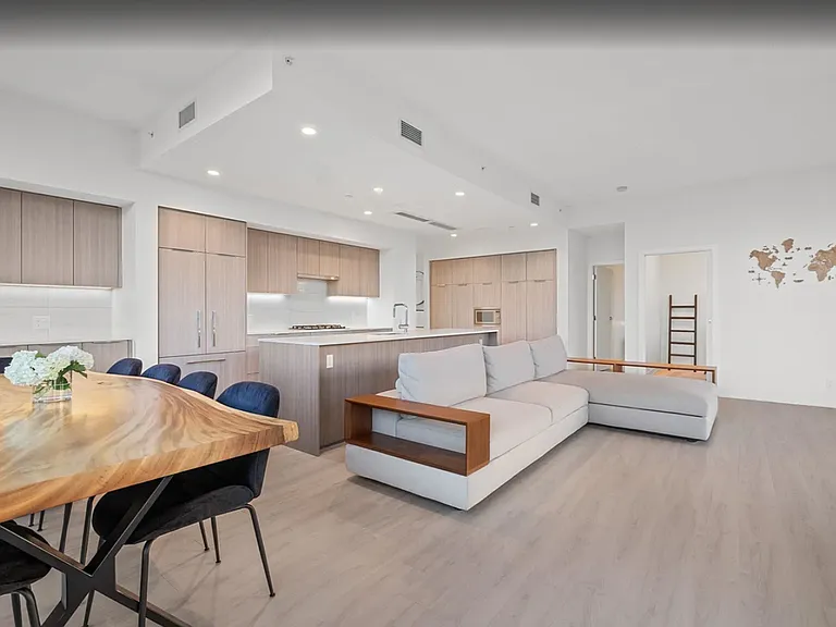 1401 Hunter St #7 — Photo 7