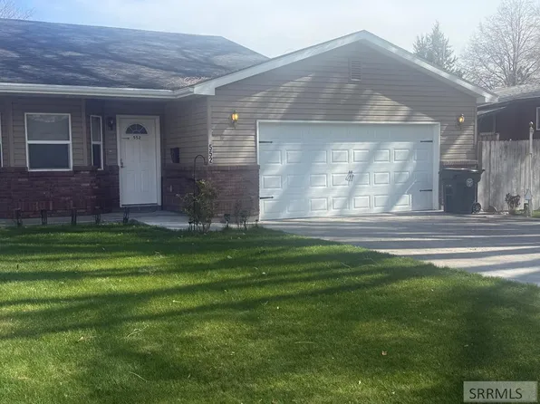 552 S Stout Ave, Blackfoot, ID 83221