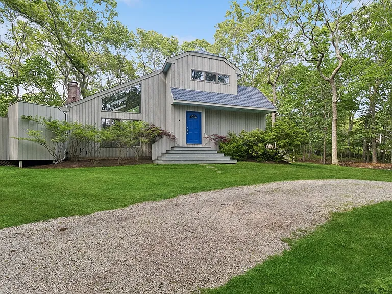 31 Montauk Ave — Photo 34