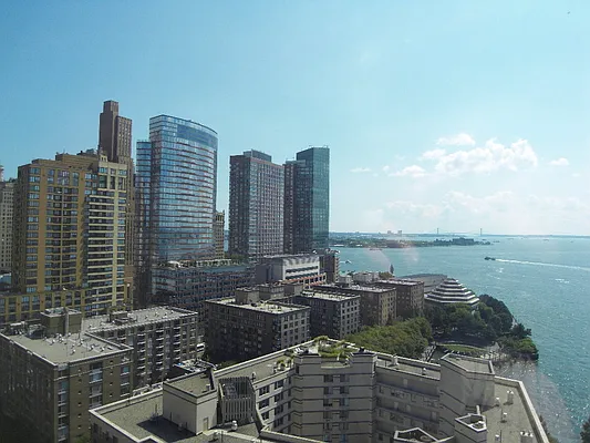 Rented by CCG Real Estate Brokerage | media 26