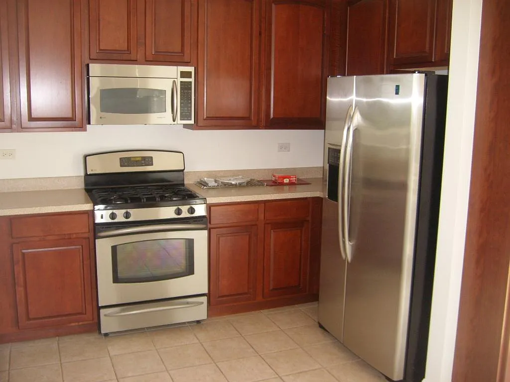 Building Photo - 534 Cary Woods Cir