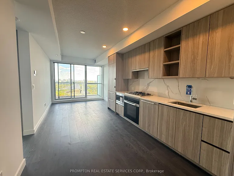 18 Esther Shiner Blvd #3206 — Photo 9