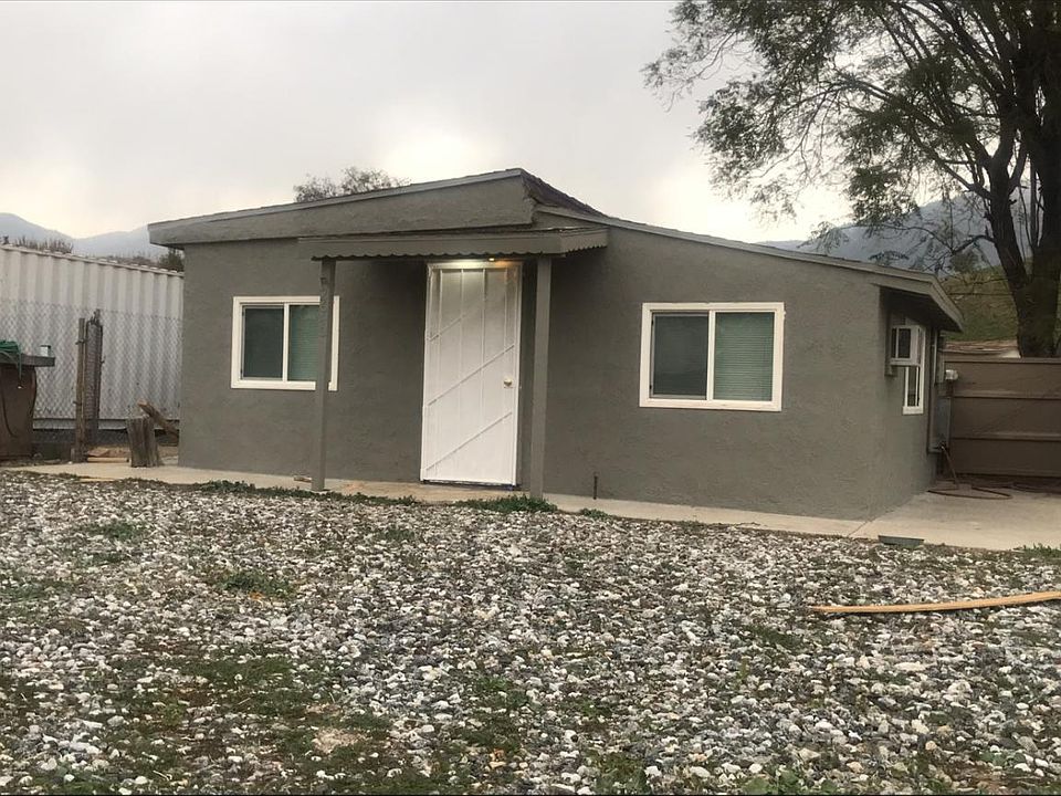1st image of 2640 1/2 Kendall Dr