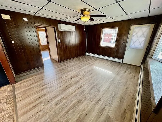 223 Carbon St — Photo 6