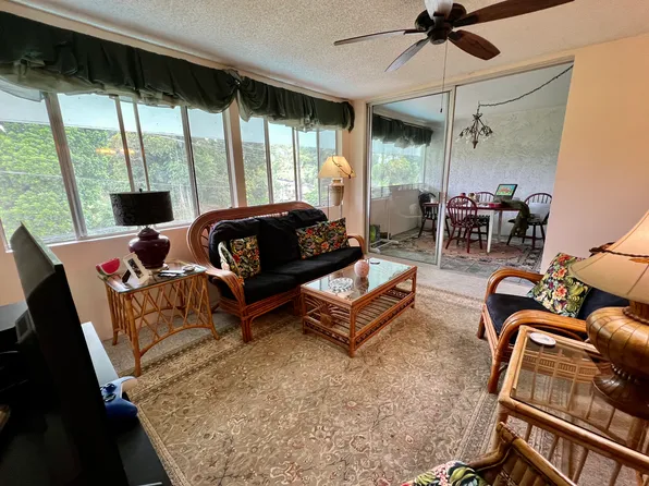 360 Kauila St APT 309, Hilo, HI 96720