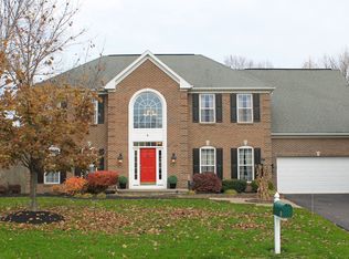 6 Kaitlin Dr, Fairport, NY 14450