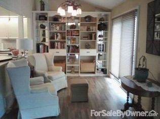 9373 Nesbitt Rd, Bloomington, MN 55437