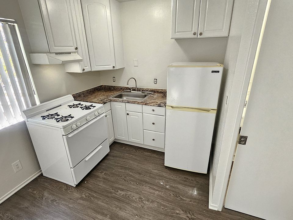 1st image of 1750 S Longwood Ave #19