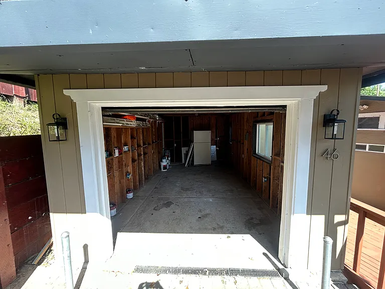 46 Martens Blvd — Photo 21