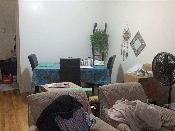 4th image of 8424 169th St
