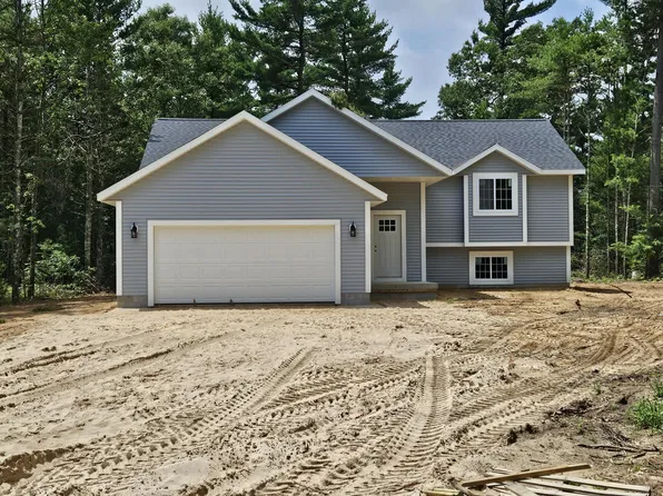 Sydney St, Whitehall, MI 49461
