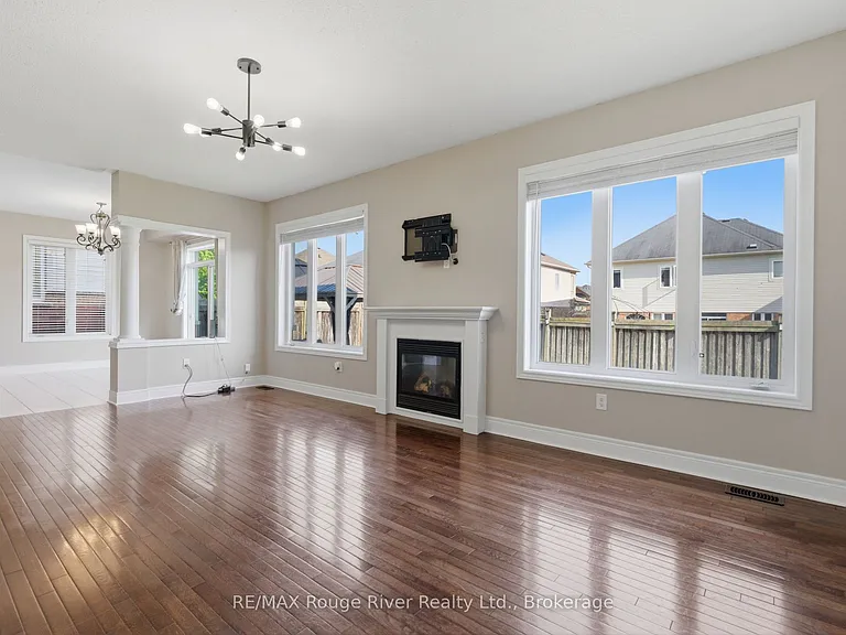 138 Kersey Cres — Photo 21