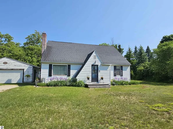 606 W Main St, Manton, MI 49663