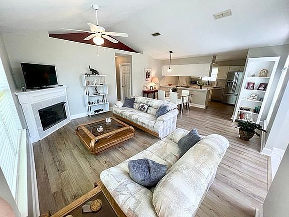 5th image of 1751 Newman Ln