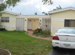 7932 Granada Blvd, Hollywood, FL 33023