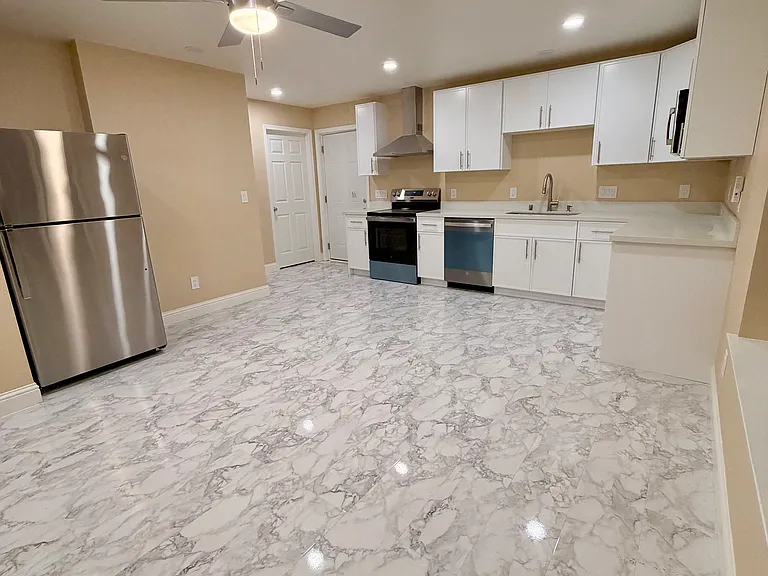 3110 Enfield St #B — Photo 13