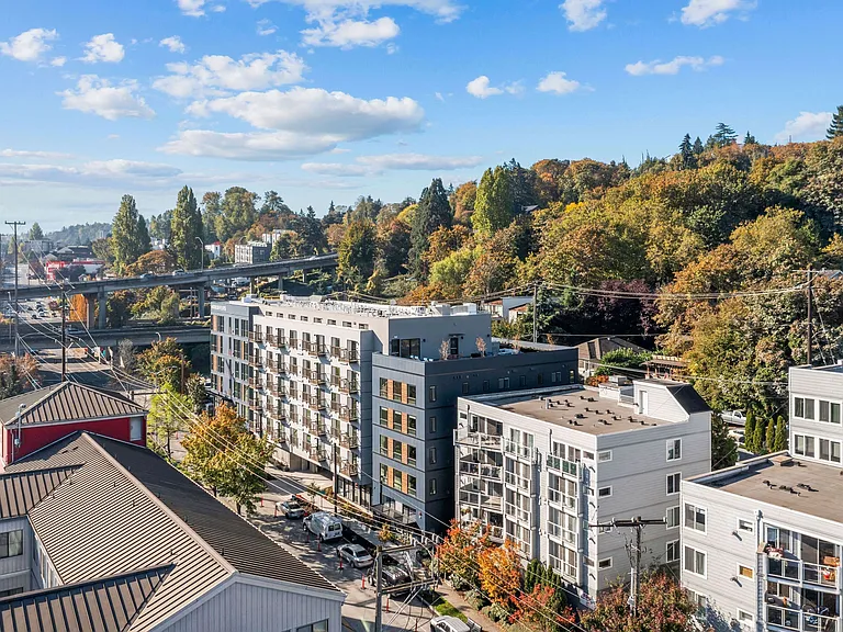 Harbor Flats — Photo 15
